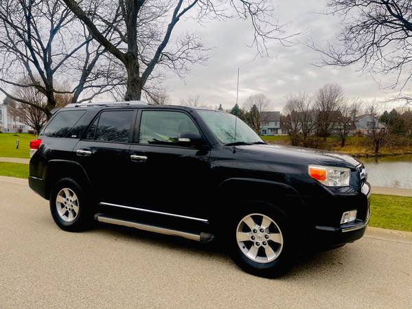 2011 Toyota 4Runner Sport SUV 3Row Seat Clean! - - by for sale in Deerfield, IL – photo 15