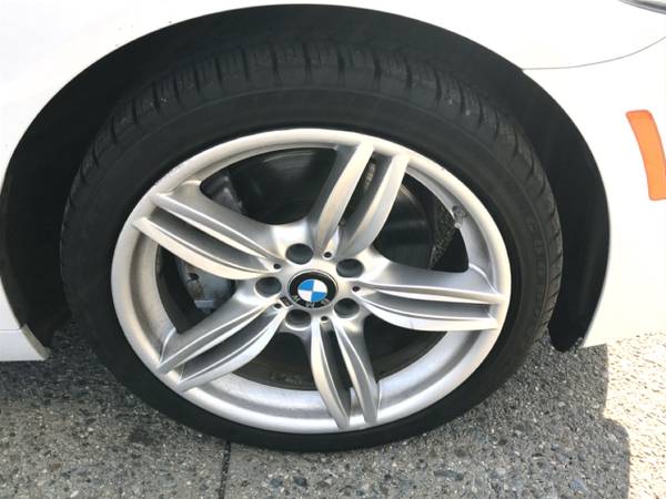 2013 BMW 5 Series 4dr Sdn 550i xDrive AWD - - by for sale in elmhurst, NY – photo 18
