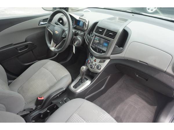 2013 Chevrolet Chevy Sonic 4dr Sdn Auto LS - - by for sale in Knoxville, TN – photo 17