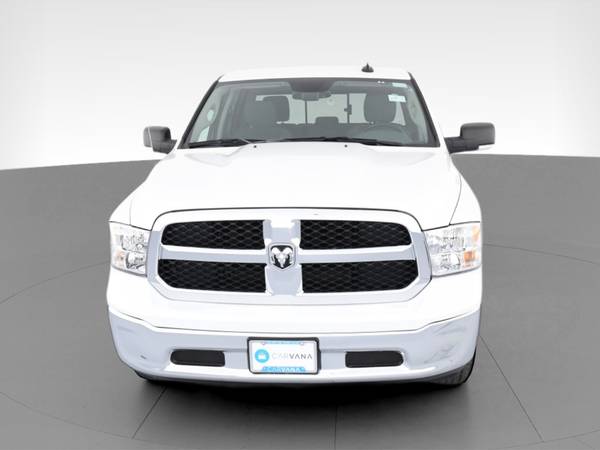 2020 Ram 1500 Classic Crew Cab SLT Pickup 4D 5 1/2 ft pickup White -... for sale in Ronkonkoma, NY – photo 17