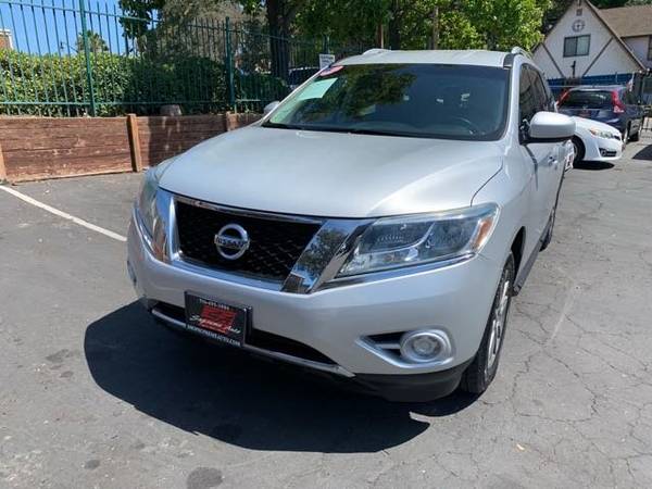 2013 Nissan Pathfinder SV*4X4*Tow Package*Back Up Camera*Roof Rack* for sale in Fair Oaks, CA – photo 3