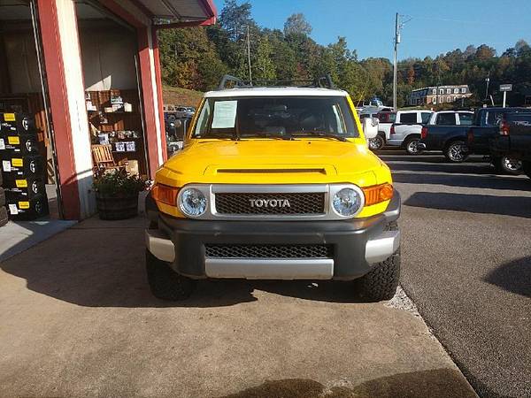 2007 Toyota FJ Cruiser 4WD AT - cars & trucks - by dealer - vehicle... for sale in Cleveland, SC – photo 4