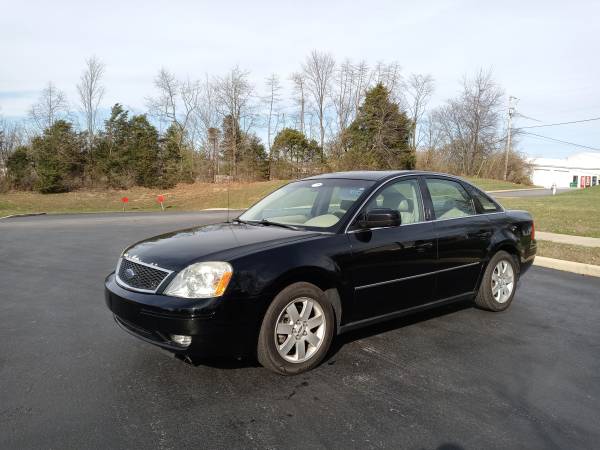 2006 Ford Five Hundred SEL - cars & trucks - by dealer - vehicle... for sale in Bloomington, IN – photo 11