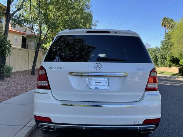 2012 Mercedes-Benz GL 550 SUV suv Arctic White - - by for sale in Phoenix, AZ – photo 5