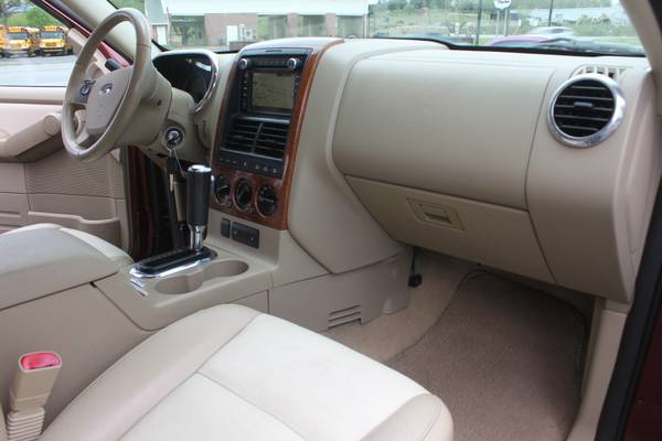 2009 Ford Explorer Eddie Bauer NO RUST - - by dealer for sale in New Castle, PA – photo 21