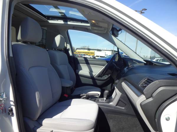 2015 Subaru Forester 2 5i Premium AWD 4dr Wagon CVT for sale in Minneapolis, MN – photo 13