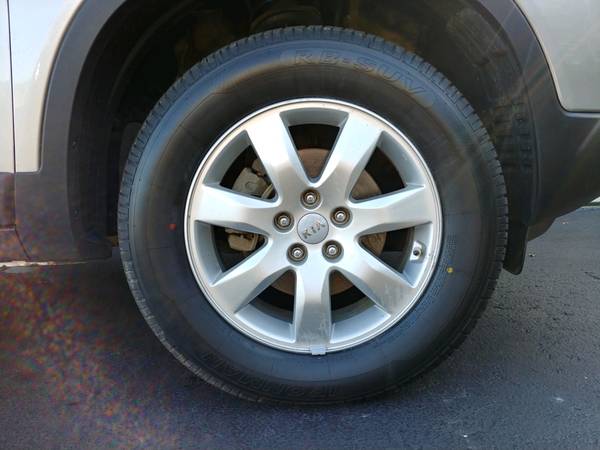 2013 Kia Sorento LX V6-New Tires, Very Clean for sale in Ozark, MO – photo 18