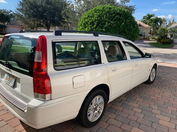 2005 Volvo V70 Station Wagon - cars & trucks - by owner - vehicle... for sale in Port Saint Lucie, FL – photo 2
