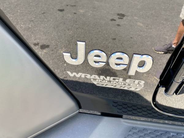 2018 JEEP WRANGLER UNLIMITED SPORT S 4X4 - cars & trucks - by dealer... for sale in Champlain, NY – photo 11