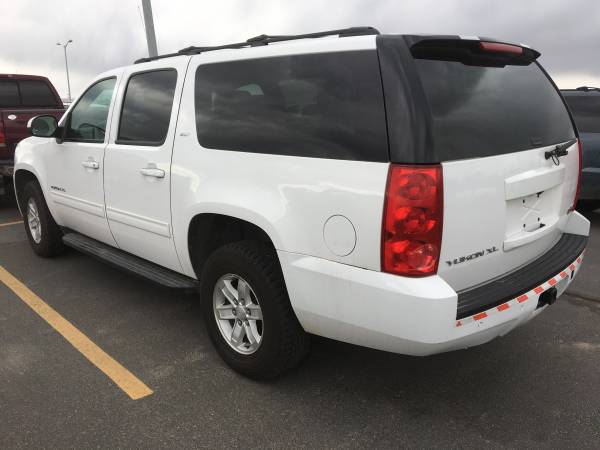 2013 GMC Yukon XL - cars & trucks - by owner - vehicle automotive sale for sale in Evansville, WY – photo 2