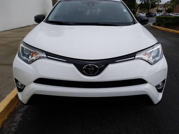 2018 Toyota RAV4 LE~ONLY 8K MILES~ GREAT COLOR~ LIKE NEW~ FINANCE... for sale in Sarasota, FL – photo 12