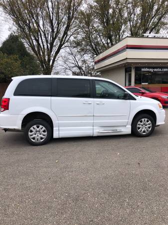 2013 BRAUN HANDICAP MINIVAN FOR WHEELCHAIR only 77K Miles! - cars & for sale in Cannon Falls, MN – photo 3