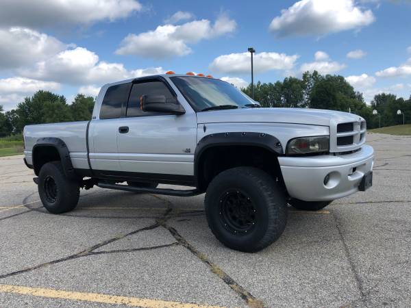 Lifted! 2002 Dodge Ram 2500! 4x4! Ext Cab! Finance Today! for sale in Ortonville, MI – photo 7