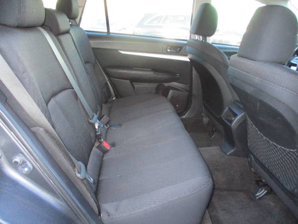 2012 Subaru Outback 2 5i AWD/Cold AC & Clean Title - cars & for sale in Roanoke, VA – photo 13