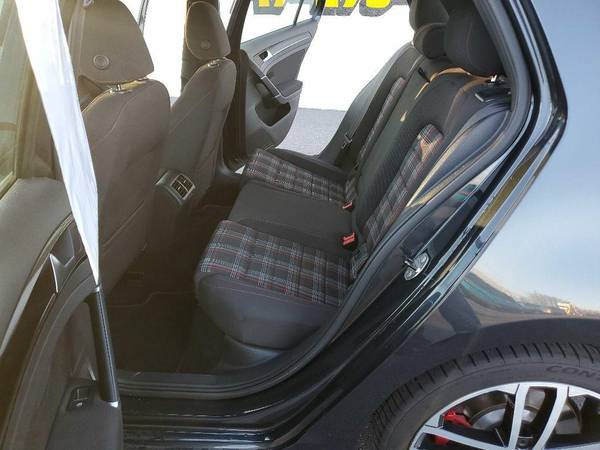 ! 2017 Volkswagen Golf GTI SPORT! 1-Owner/6 Spd Manual/Back-Up for sale in Lebanon, PA – photo 11