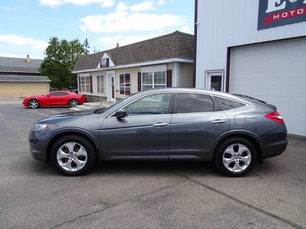 2010 Honda Crosstour 4WD EX-L - - by dealer - vehicle for sale in Waterloo, WI – photo 3