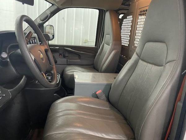 2013 Chevrolet Express Cargo 2500 Cargo 1-Owner Southern Van 57K for sale in Caledonia, MI – photo 7