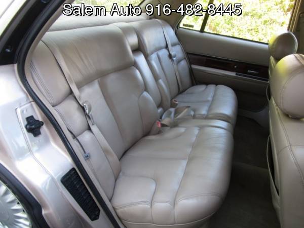 1999 Buick LeSabre CUSTOM - LOW MILEAGE - LEATHER AND POWERED SEATS - for sale in Sacramento , CA – photo 10