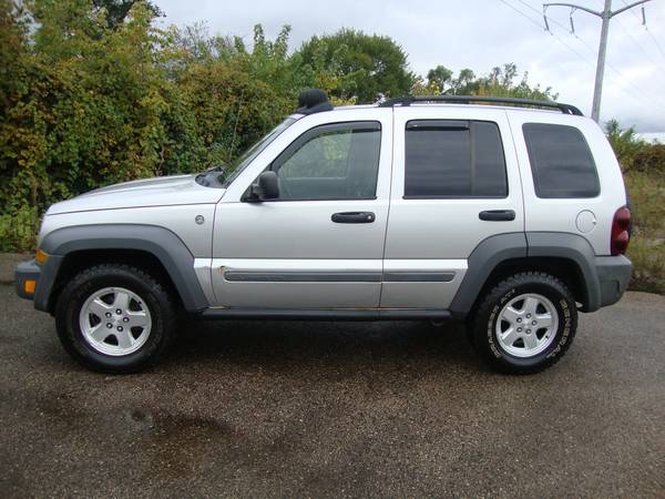 2005 Jeep Liberty 4X4 Diesel (1 Owner/Low Miles) for sale in Racine, WI – photo 8