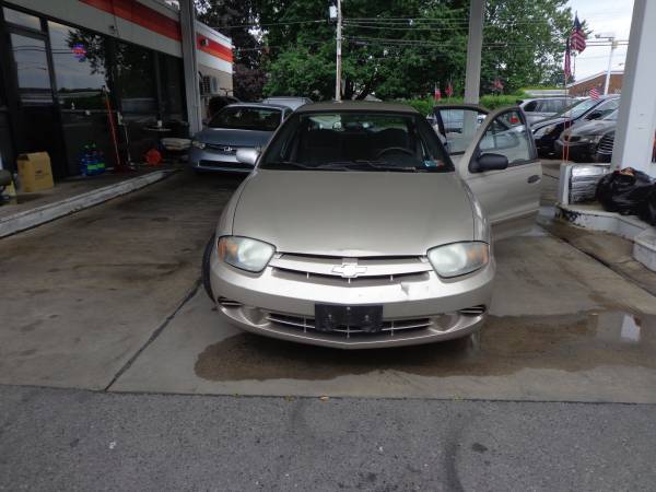 2004 CHEVROLET CAVALIER,GAS SAVER,AFFORDABLE 4 DOOR, EASY TO HANDLE... for sale in Allentown, PA – photo 13