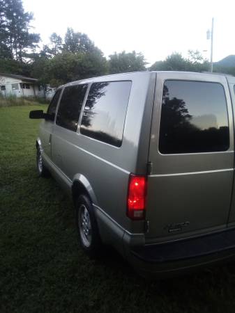 2002 chevy astro van - cars & trucks - by owner - vehicle automotive... for sale in Franklin, NC – photo 2