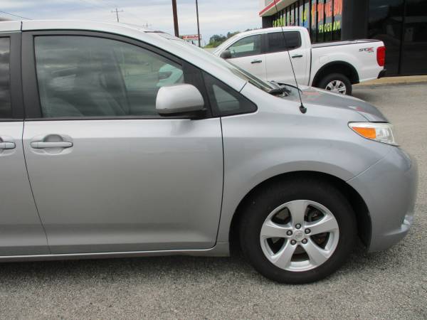 2011 Toyota Sienna - - by dealer - vehicle automotive for sale in Mc Kenzie, TN – photo 3