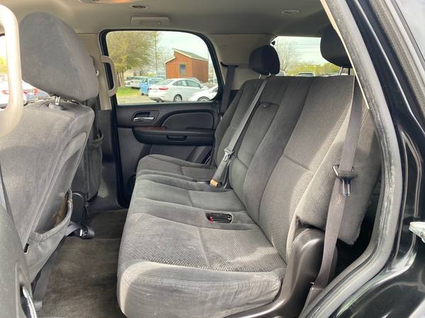 2007 GMC YUKON 3rd Row RUNS GREAT COLD A/C 15 YEARS IN BUSINESS for sale in Clovis, CA – photo 20