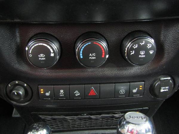2015 Jeep Wrangler Unlimited/4WD 4dr Sahara - - by for sale in New Glarus, WI – photo 16
