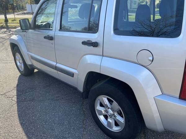 ** 2012 Jeep Liberty Excellent Condition! * Like New *Drive Today! *... for sale in East Northport, NY – photo 11