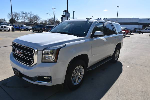 2020 GMC YUKON SLT A2222 - - by dealer - vehicle for sale in Morton, IL – photo 15