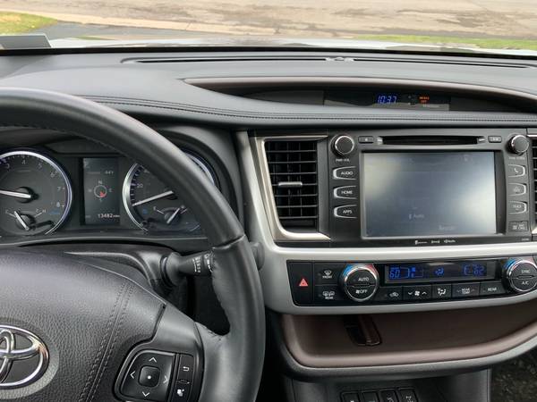 2019 Toyota Highlander AWD XLE V6 for sale in Sartell, MN – photo 10