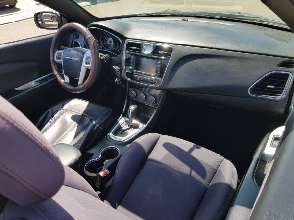 2013 Chrysler 200 Convertible (LOW MILES) for sale in Stockton, CA – photo 18