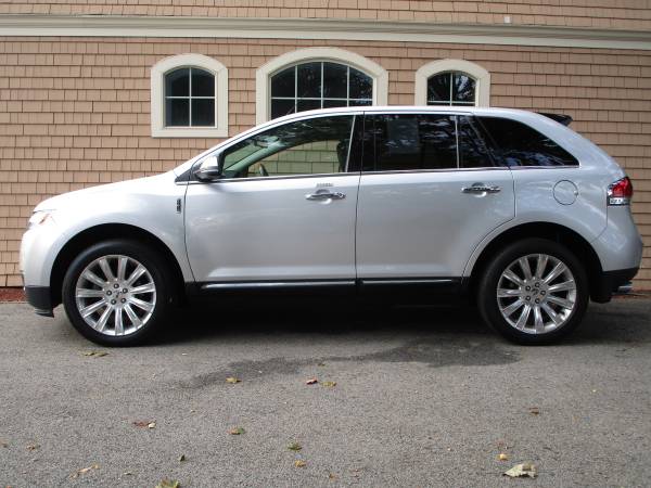 2012 Lincoln MKX AWD SUV Excellent Condition Luxury for sale in Rowley, MA – photo 2