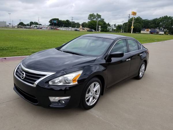 2015 Nissan Altima 2.5 SV ** - cars & trucks - by owner - vehicle... for sale in Tulsa, OK