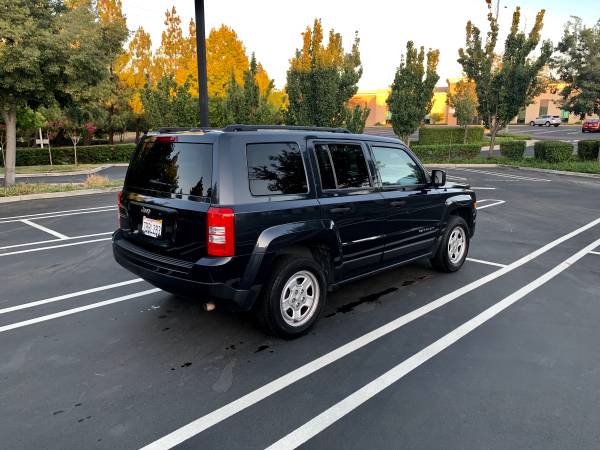 2014 Jeep Patriot FWD Sport low miles Gray / black for sale in Concord, CA – photo 5