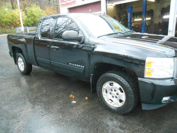 2010 CHEVY SILVERADO EXT-CAB 4X2 - cars & trucks - by dealer -... for sale in Pittsburgh, PA – photo 3