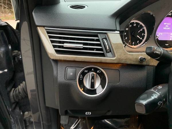 2011 Mercedes E350 Diesel - - by dealer - vehicle for sale in Farmington, MN – photo 11