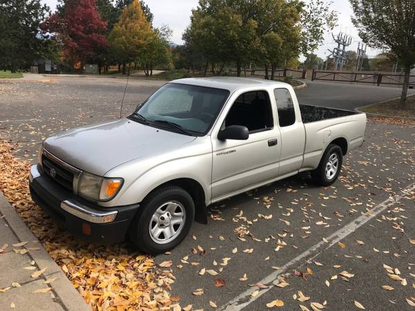 2000 tacoma 5 speed for sale in Ashland, OR – photo 2