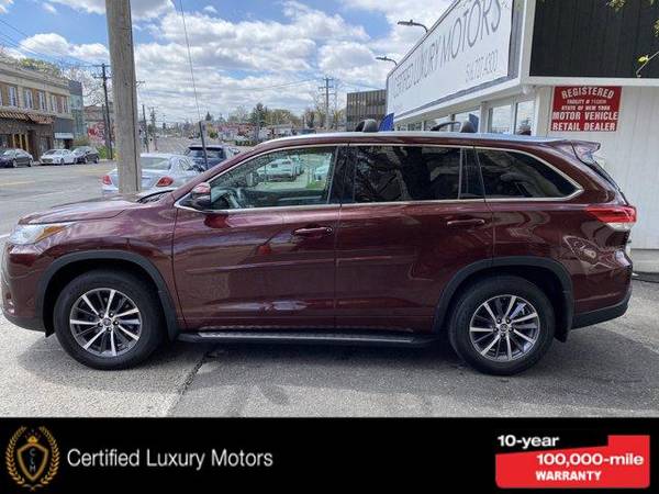2018 Toyota Highlander XLE - - by dealer - vehicle for sale in Great Neck, NY – photo 3