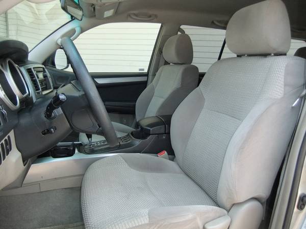 2004 Toyota 4Runner SR5/3rd Row - - by dealer for sale in San Diego, CA – photo 11