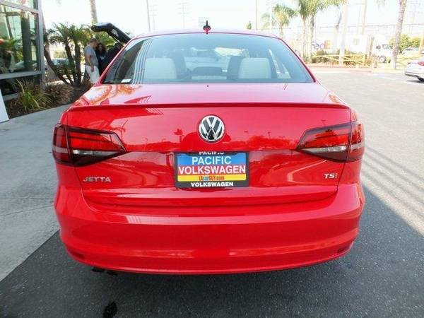 2016 Volkswagen Jetta 1.8T Sport (Low Miles) (Certified Pre-Owned) for sale in Hawthorne, CA – photo 4