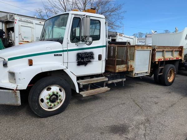2000 Freightliner FL60 DUMP TRUCK MULTIPLE USES VERY L - cars & for sale in Massapequa, NY – photo 2