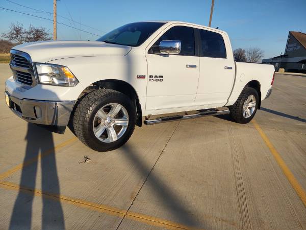 2014 Ram 1500 Big Horn 4x4 - cars & trucks - by owner - vehicle... for sale in Sioux City, IA – photo 5