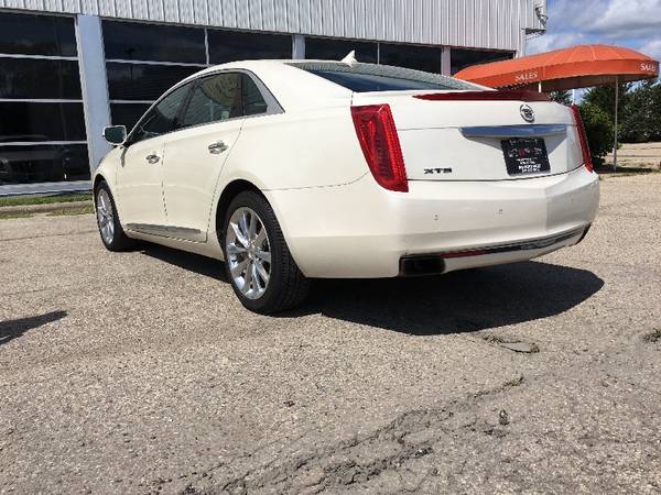 2013 Cadillac XTS Premium for sale in Middleton, WI – photo 5