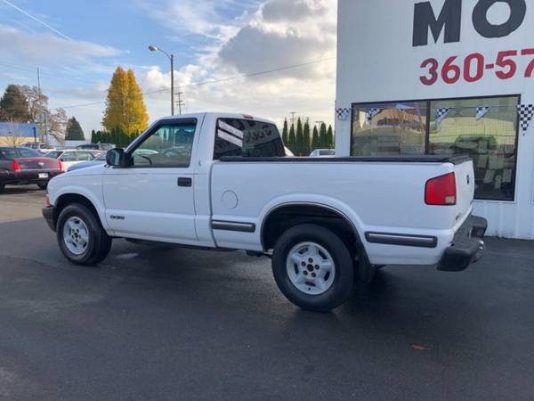 2000 Chevrolet S-10 4WD LS 4.3 5Spd Shortbed - cars & trucks - by... for sale in Longview, OR – photo 3
