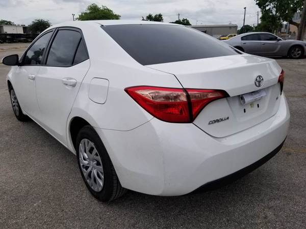 *TOYOTA* *COROLLA* *LE*--2017-- EVERYONE APPROVED!! CLEAN TITLE for sale in Houston, TX – photo 4