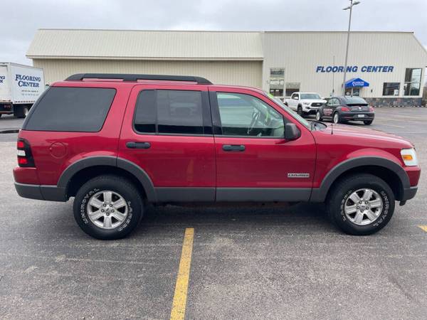 2006 Ford Explorer XLT 4dr SUV 4WD (V8) 131364 Miles for sale in Baraboo, WI – photo 6