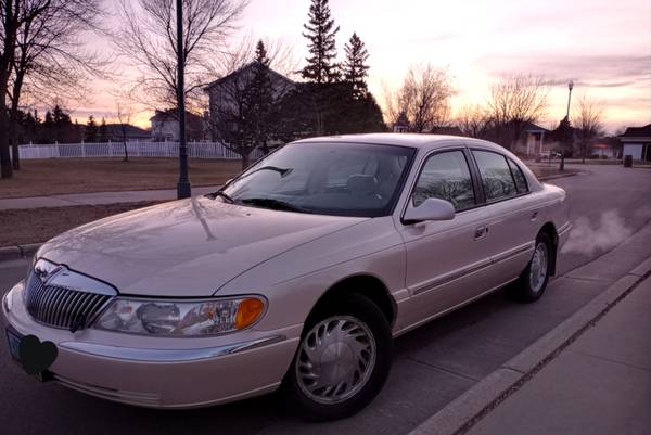 98 LINCOLN Autostart! - cars & trucks - by owner - vehicle... for sale in Fargo, ND – photo 2