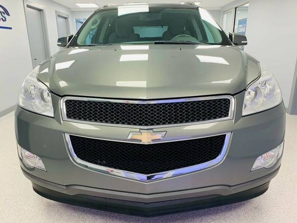 2011 Chevrolet Traverse FWD 4dr LT w/1LT *GUARANTEED CREDIT... for sale in Streamwood, IL – photo 4