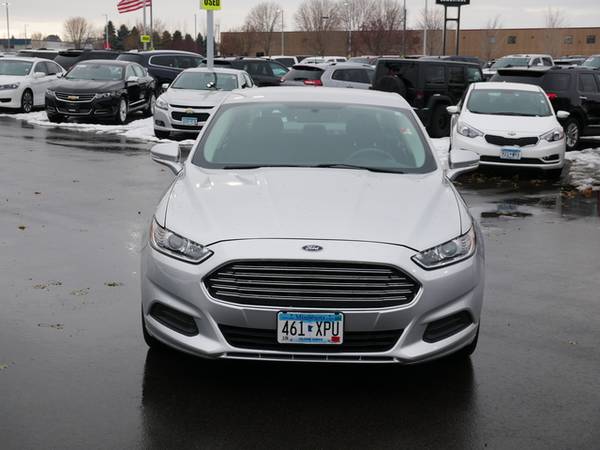 2016 Ford Fusion SE - cars & trucks - by dealer - vehicle automotive... for sale in Cambridge, MN – photo 3